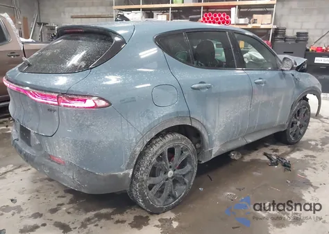 2024 Dodge Hornet Gt Awd z USA, uszkodzony, nr VIN ZACNDFAN1R3A15824